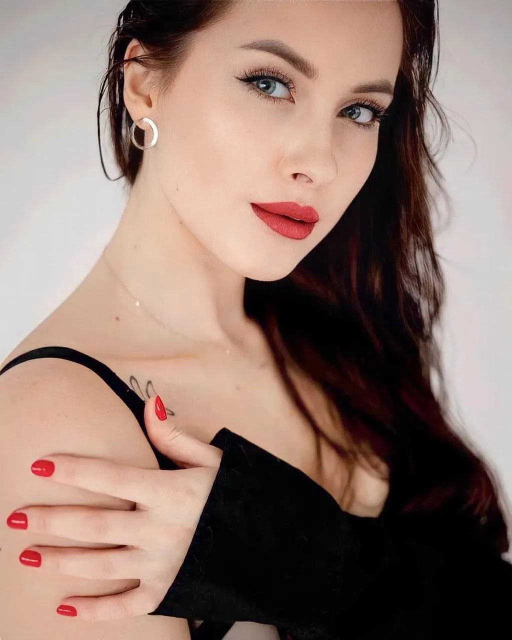 Aleksandra rencontre femme 02100