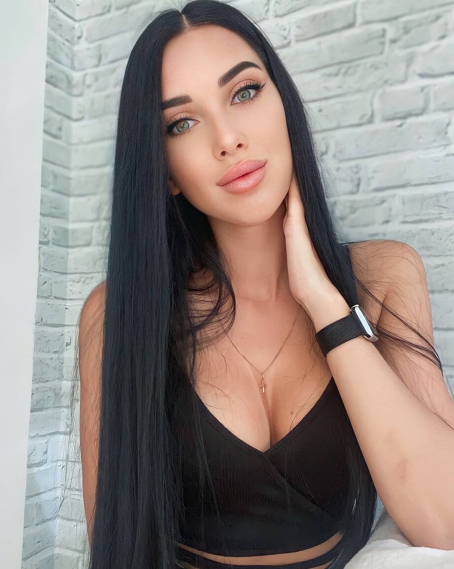 Irina rencontre femme divorcée ou veuve algerie
