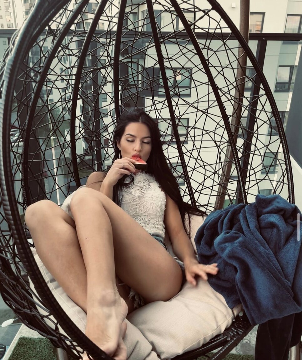 Anna rencontre femme en algerie