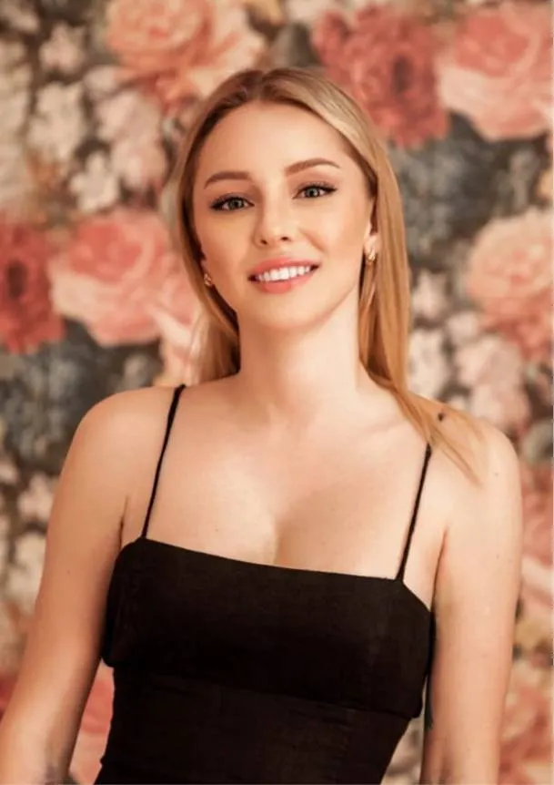 Ekaterina rencontre femme enceinte