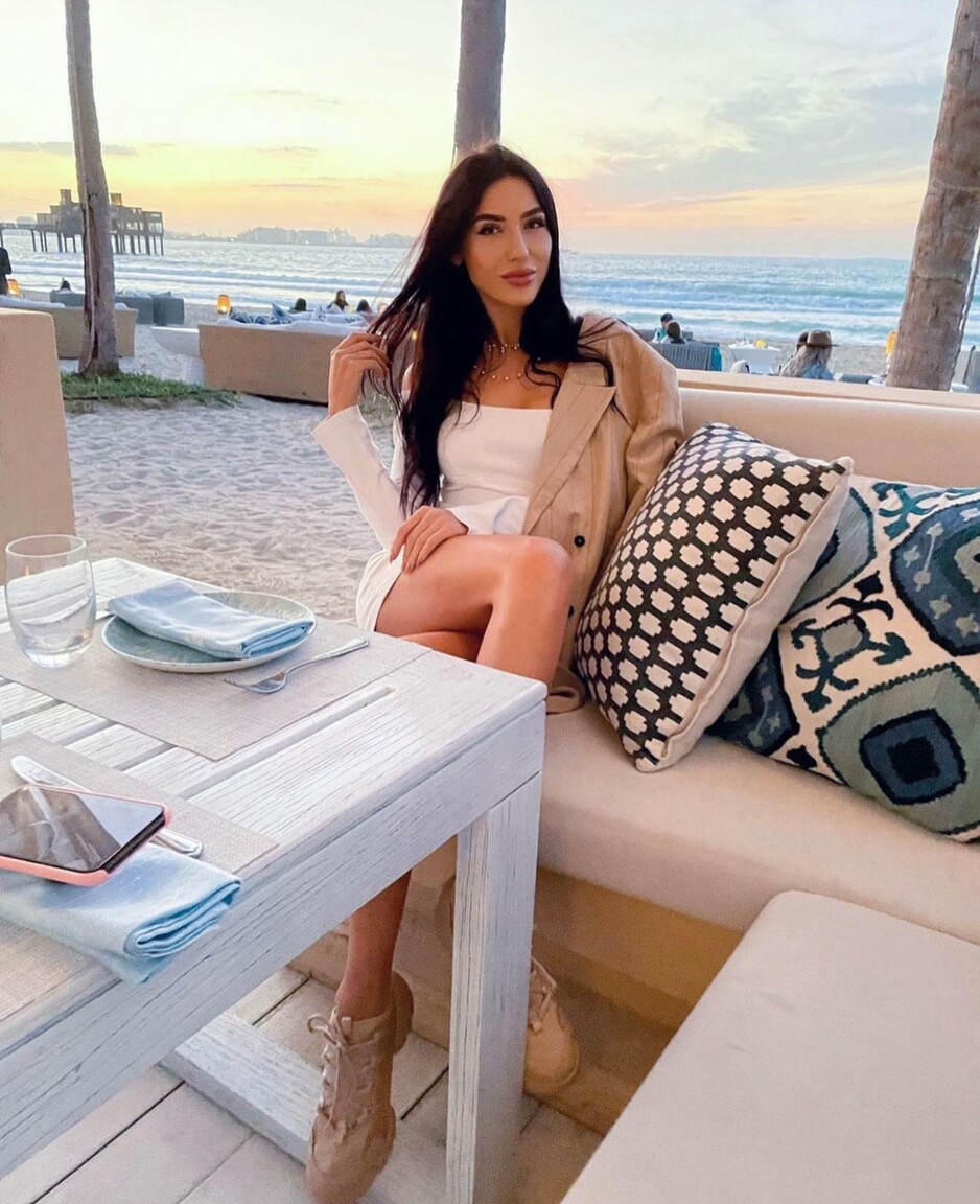 Anhelina rencontre femme pour mariage