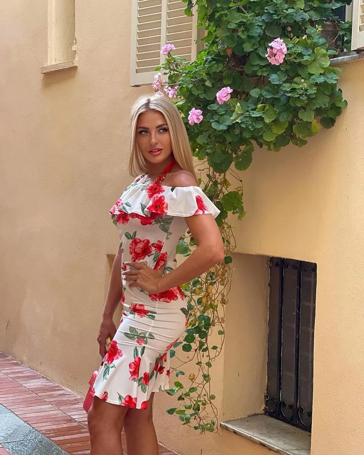 Viktoria rencontre femme rennes