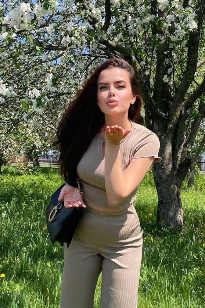 Julia russian dating site pictures funny